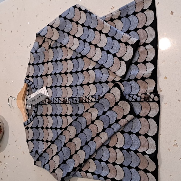 NWT Novica sweater - Picture 11 of 14